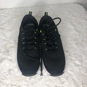 Bio fit 981 black comfort stretchable athletic walking shoes.